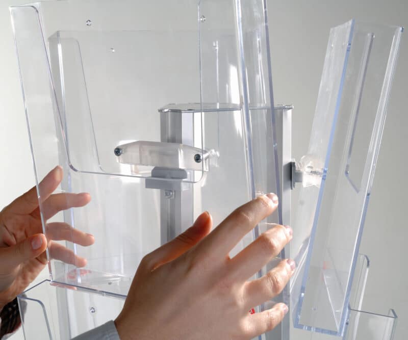 Brochure  Island  Stands - Image 3